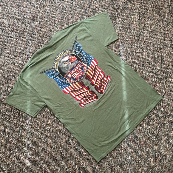 Gildan Mens Milwaukee Rally 2014 Eagle American Flag T-Shirt Olive Green Large - Picture 2 of 3